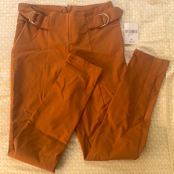 Ankle pants. Perfect for the office/casual wear - Picture 1 of 2